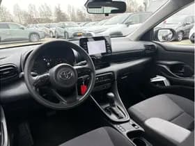 Toyota Yaris 1.5 Hybrid Active Limited thumbnail 12