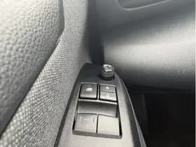 Toyota Yaris 1.5 Hybrid Active Limited thumbnail 6