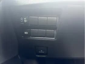 Toyota Yaris 1.5 Hybrid Active Limited thumbnail 7