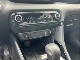 Toyota Yaris thumbnail 7