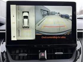 Toyota Corolla Cross Hybrid 200 Executive thumbnail 4