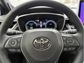 Toyota Corolla Cross Hybrid 200 Executive thumbnail 10