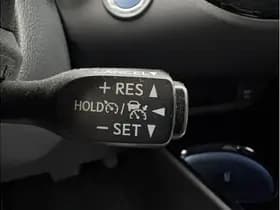 Toyota C-HR 1.8 Hybrid Style thumbnail 9