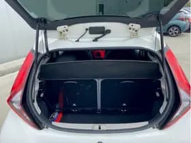 Toyota Aygo thumbnail 12