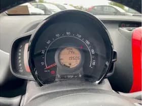 Toyota Aygo thumbnail 6