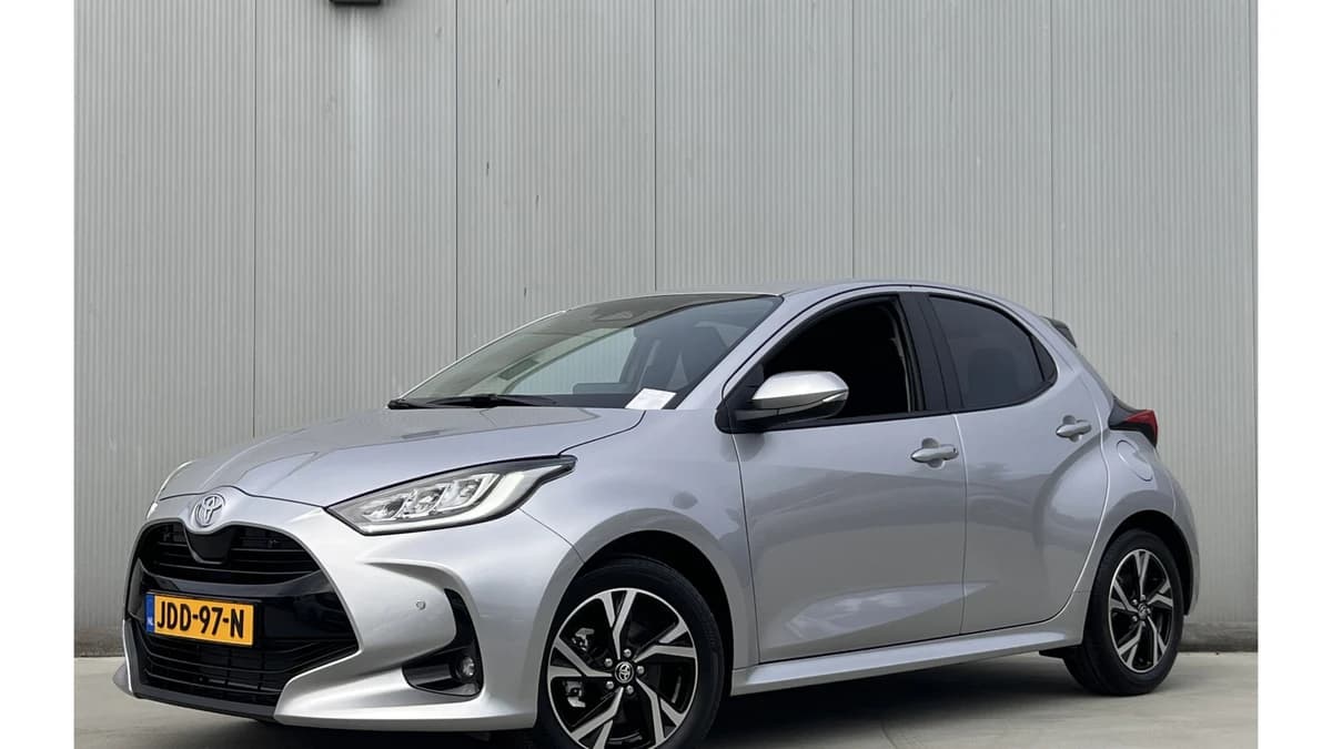 Toyota Yaris 1.5 Hybrid 115 Dynamic — foto 1