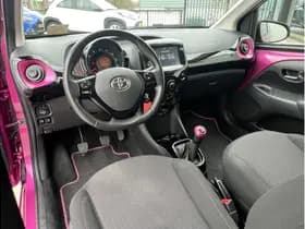 Toyota Aygo 1.0 Vvt-I X-Cite thumbnail 2