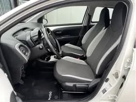 Toyota Aygo thumbnail 9