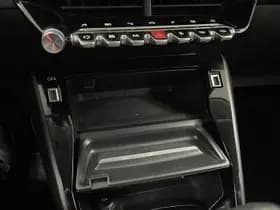 Peugeot 208 thumbnail 114