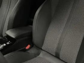 Peugeot E-2008 thumbnail 105