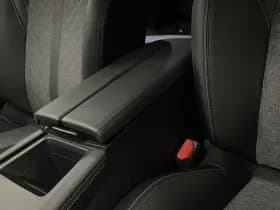 Peugeot 408 thumbnail 33