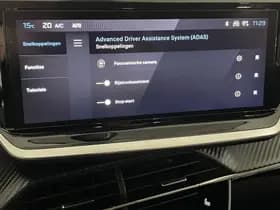 Peugeot 208 thumbnail 42