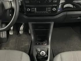 Volkswagen Up! thumbnail 17