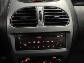 Peugeot 206 thumbnail 34