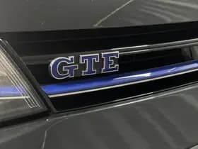 Volkswagen Golf thumbnail 12