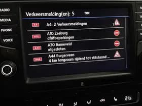 Volkswagen Golf thumbnail 43