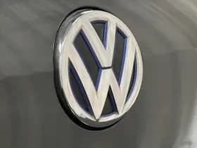 Volkswagen Golf thumbnail 77