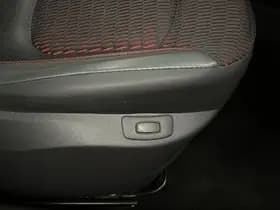 Renault Captur thumbnail 103