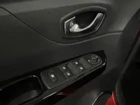 Renault Captur thumbnail 108