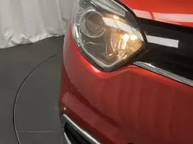 Renault Captur thumbnail 8
