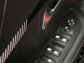 Peugeot 208 thumbnail 95