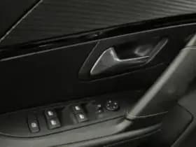 Peugeot 208 thumbnail 101