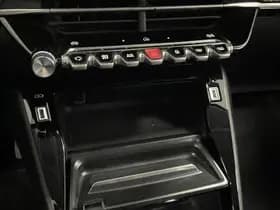 Peugeot 208 thumbnail 104