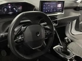 Peugeot 208 thumbnail 99