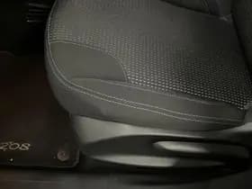 Peugeot 208 thumbnail 93