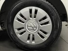 Volkswagen Up! thumbnail 11
