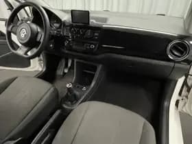 Volkswagen Up! thumbnail 17