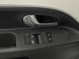 Volkswagen Up! thumbnail 22