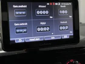 Volkswagen Up! thumbnail 33