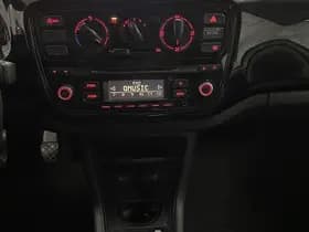 Volkswagen Up! thumbnail 76