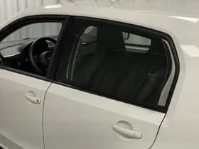 Volkswagen Up! thumbnail 10
