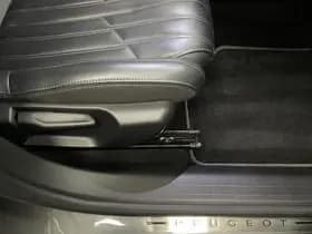 Peugeot 208 thumbnail 98