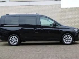 Ford Tourneo Connect 1.5 PHEV Titanium thumbnail 2