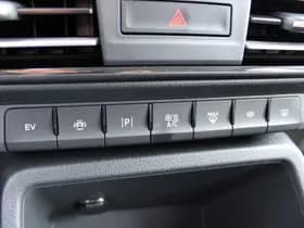 Ford Tourneo Connect 1.5 PHEV Titanium thumbnail 25