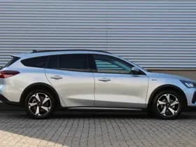 Ford FOCUS Wagon 1.0 EcoBoost 125PK Titanium Active thumbnail 2