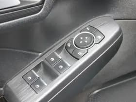 Ford Kuga 2.5 PHEV ST-Line X thumbnail 33