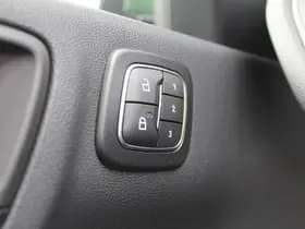 Ford Kuga 2.5 PHEV ST-Line X thumbnail 38