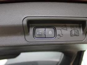 Ford Explorer 3.0 V6 EcoBoost PHEV Platinum thumbnail 50