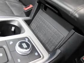 Ford Explorer 3.0 V6 EcoBoost PHEV Platinum thumbnail 59