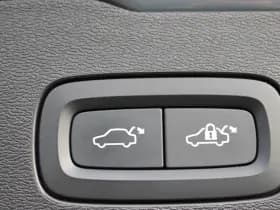 Volvo V60 2.0 T6 Plug-in hybrid AWD Plus Dark thumbnail 17