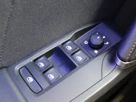 CUPRA Leon Sportstourer 1.5 TSI e-Hybrid Business thumbnail 13