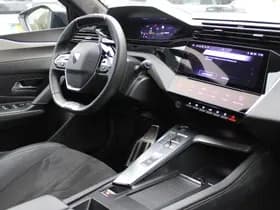 Peugeot 308 1.6 Plug-in Hybrid 225 GT thumbnail 6