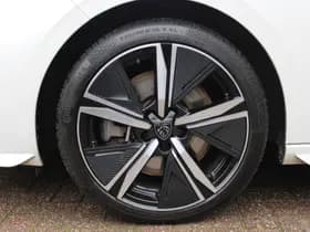 Peugeot 308 1.6 Plug-in Hybrid 225 GT thumbnail 7