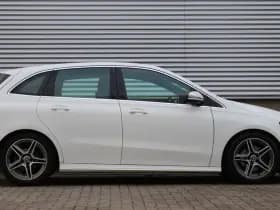 Mercedes-Benz B-Klasse 180 Business Solution AMG thumbnail 2