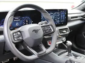 Ford Mustang Fastback 5.0 V8 Dark Horse thumbnail 4