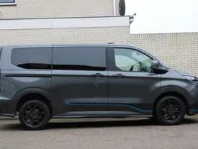 Ford Tourneo Custom PHEV L1H1 Sport thumbnail 2